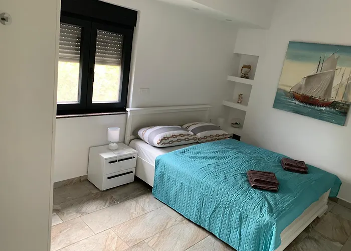 House Between Beaches Σπίτι διακοπών *