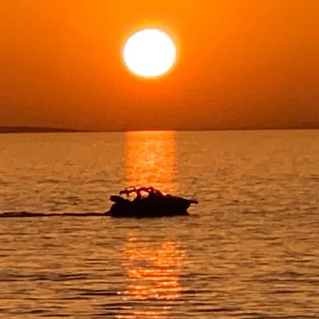 House Between Beaches *