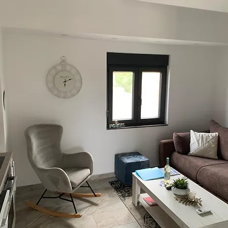 House Between Beaches Tatil Evi