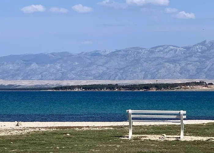 Дом отдыха House Between Beaches