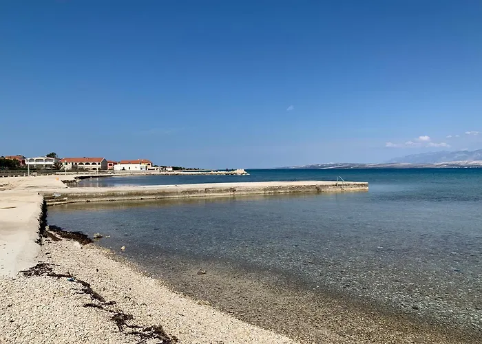 House Between Beaches *